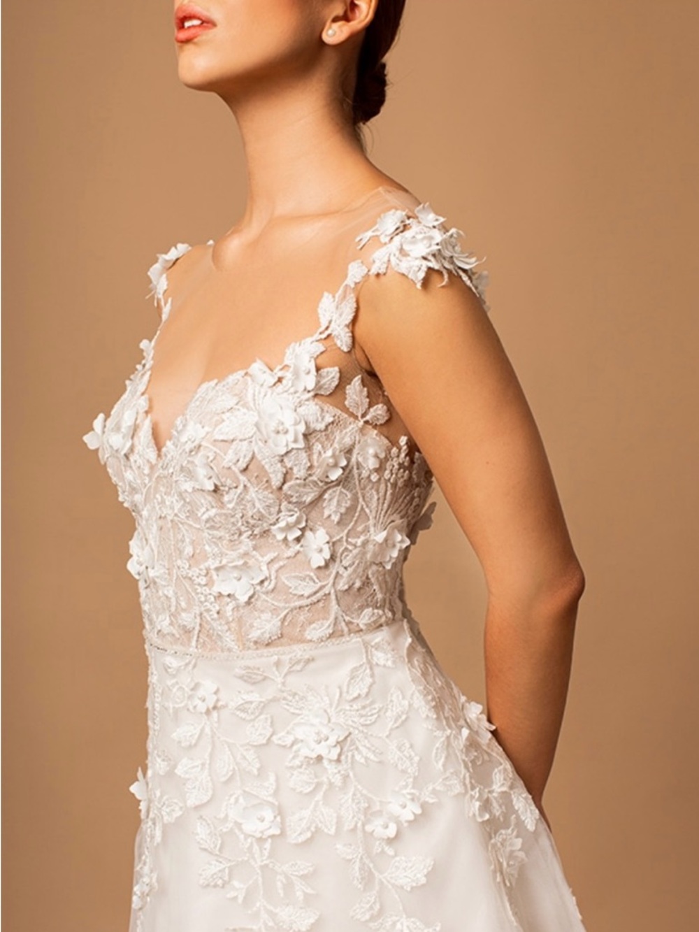 ADRIANA MADRID Frida Wedding Dress Size 10 - Picture 7 of 9